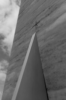 https://www.emd.tu-braunschweig.de/files/gimgs/th-131_131_zumthorkapelle-13.jpg
